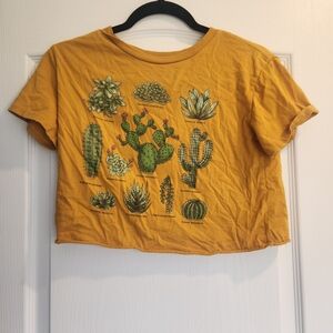 Fifth Sun Mustard Tee with Cactus Design Size S Euc
